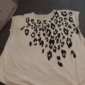 Leopard print t shirt